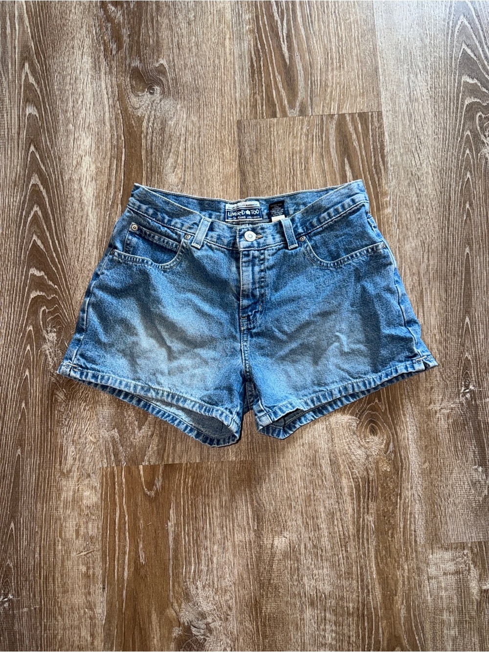 Vintage Y2K Women's Blue Denim Shorts